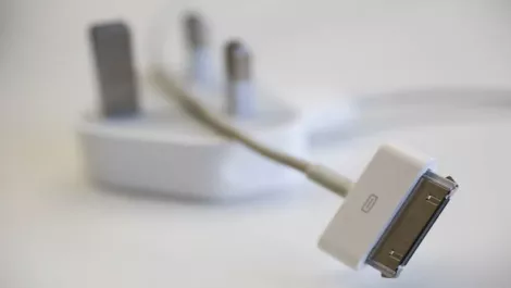 Iphone charger pic 1 1