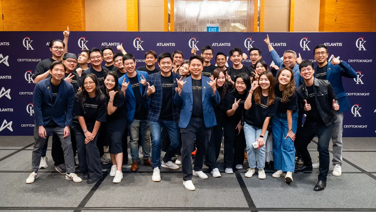 3. group photo at atlantis launch