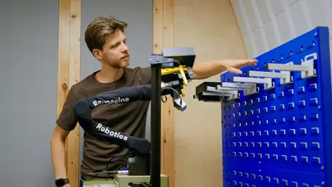Reimagine Robotics emerges with AI platform for workers